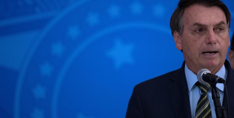 Jair Bolsonaro culpa a alcaldes y gobernadores de deprimir la economía por aislamientos preventivos Jair Bolsonaro culpa a alcaldes y gobernadores de deprimir la economía por aislamientos preventivos