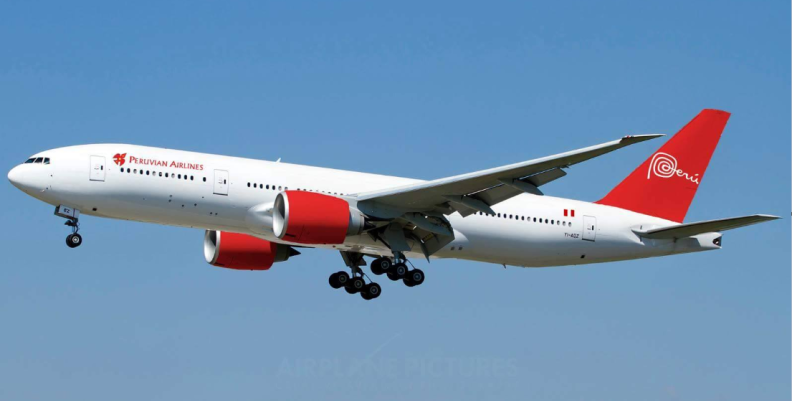 Boeing_777-200_Aterrizando_en_el_Aeropuerto_de_Lima,_Peru Boeing_777-200_Aterrizando_en_el_Aeropuerto_de_Lima,_Peru