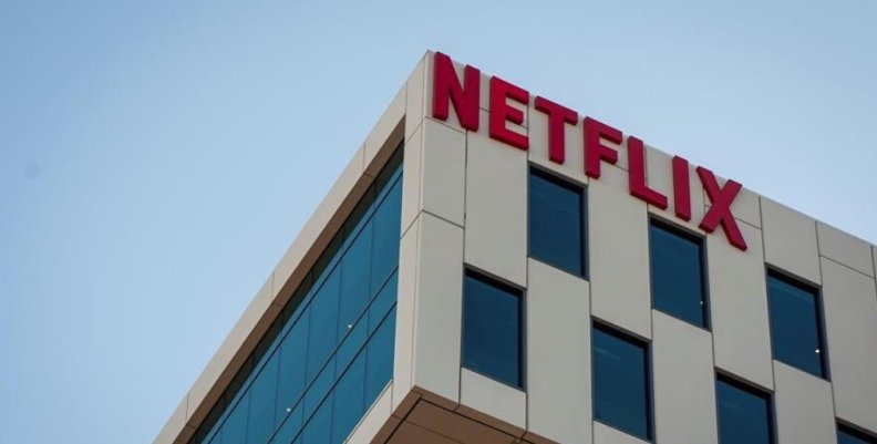 Netflix dona para donación de fondo para técnicos de la industria audiovisual colombiana Netflix dona para donación de fondo para técnicos de la industria audiovisual colombiana