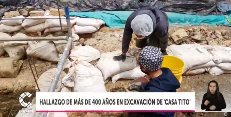 Excavación en Casa Tito Excavación en Casa Tito
