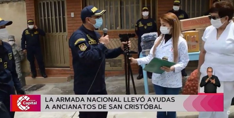 La Armada Nacional entregó ayudas a ancianitos de San Cristóbal La Armada Nacional entregó ayudas a ancianitos de San Cristóbal