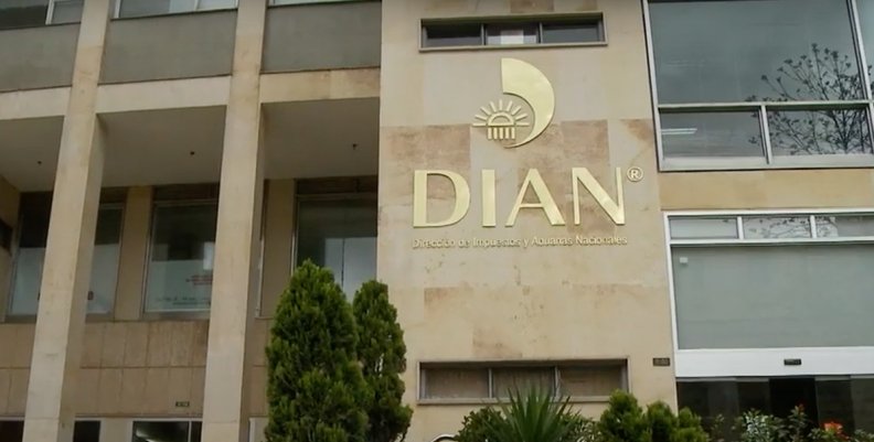 Convocatoria empleos de la DIAN.