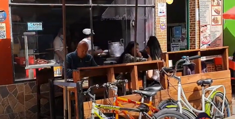 Jornadas de paro afectan a los restaurantes del centro de Bogotá Jornadas de paro afectan a los restaurantes del centro de Bogotá