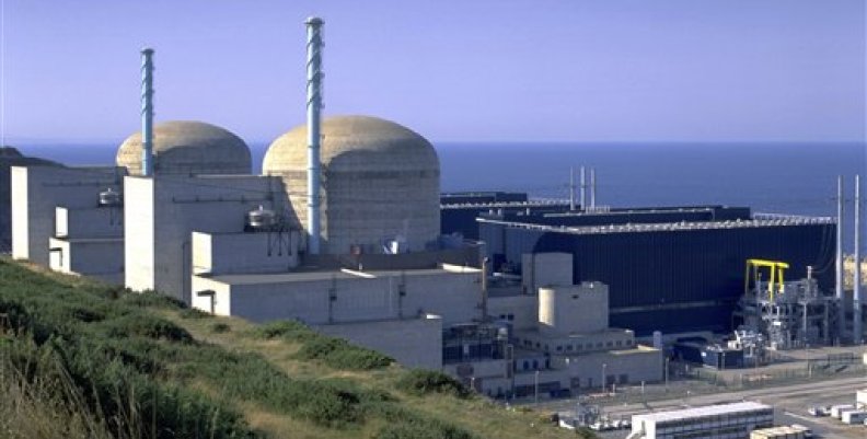 FRANCIA-EXPLOSION EN CENTRAL NUCLEAR FRANCIA-EXPLOSION EN CENTRAL NUCLEAR