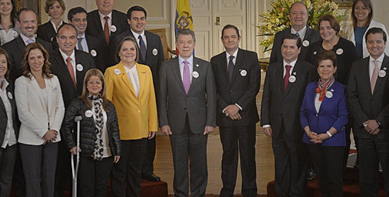 GABINETE-DE-SANTOS-OK-549x345 GABINETE-DE-SANTOS-OK-549x345