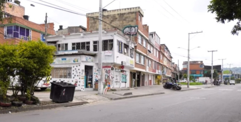 Encuentran tres cuerpos sin vida en bolsas de basura en Engativá y Suba Encuentran tres cuerpos sin vida en bolsas de basura en Engativá y Suba