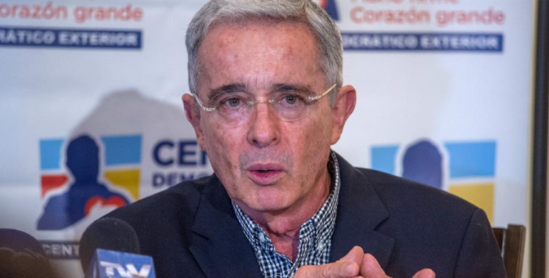 Álvaro Uribe dio positivo covid-19 Álvaro Uribe dio positivo covid-19