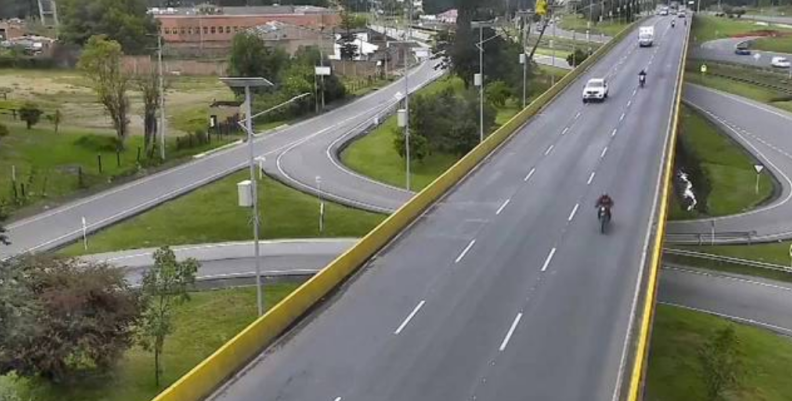 Ciclista muere tras ser atropellado y caer de puente en Chía Ciclista muere tras ser atropellado y caer de puente en Chía