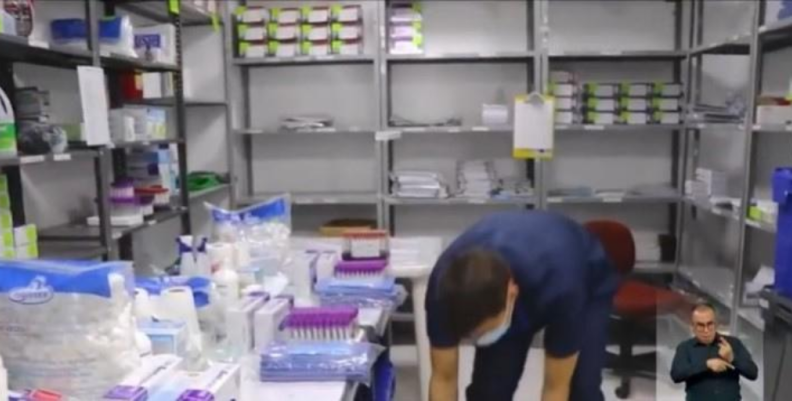 Demora en entrega de medicamentos Demora en entrega de medicamentos