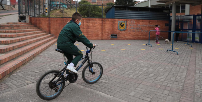 Regreso a clases en colegios públicos Regreso a clases en colegios públicos