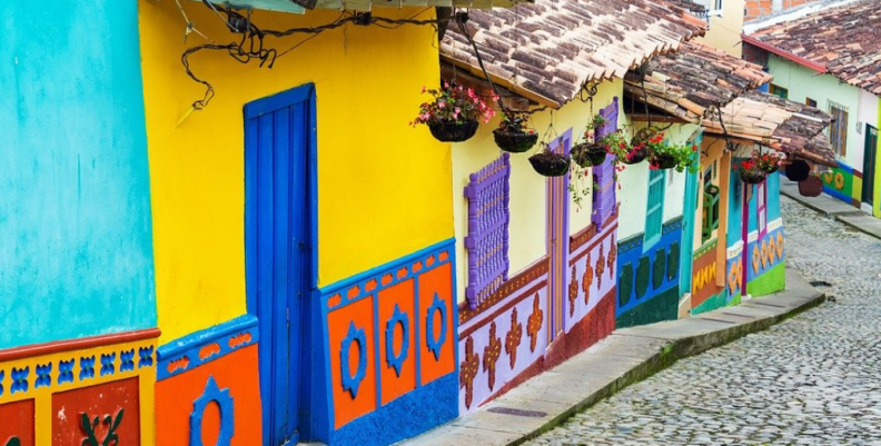 Turismo Turismo