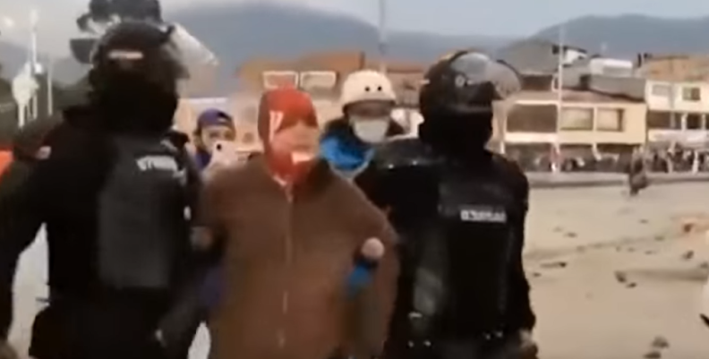 mujer capturada mujer capturada