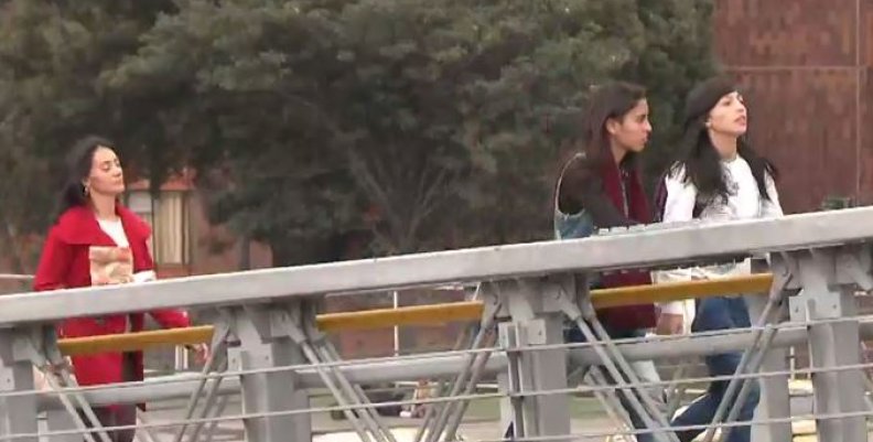 mujeres mujeres