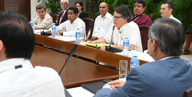 Negociaciones ELN con Gobierno Negociaciones ELN con Gobierno