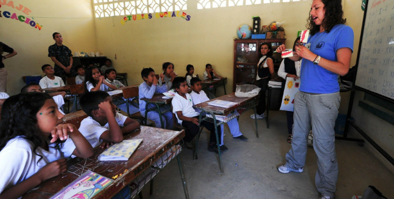Riesgos y beneficios de volver a clase Riesgos y beneficios de volver a clase