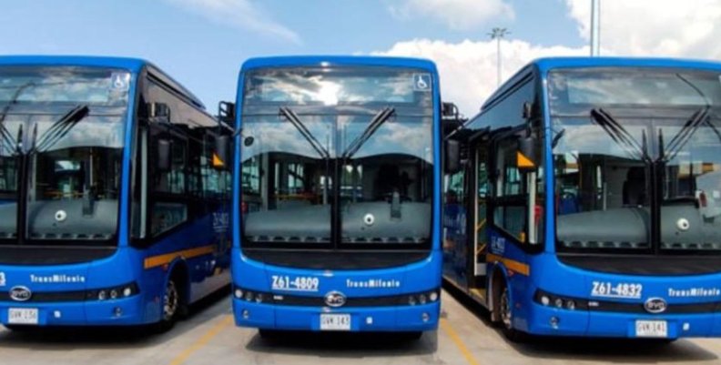 SITP Buses del SITP parqueados