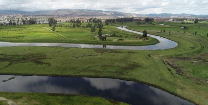 Foto: Observatorio Ambiental de Bogotá Imagen panorámica del río de Bogotá