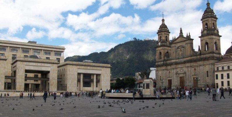 Imagen de la Plaza de Bolívar en el centro de Bogotá