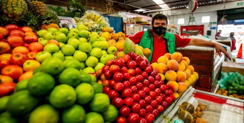 Alimentos Mesas llenas de frutas