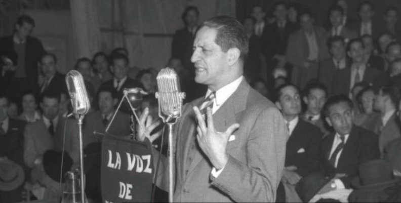 Jorge Eliécer Gaitán Jorge Eliécer Gaitán dando un discurso
