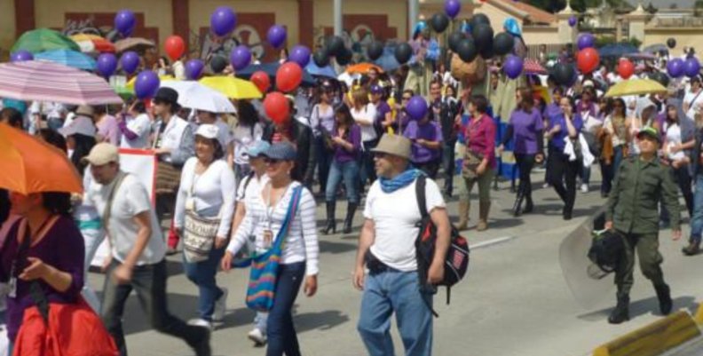 Marcha por la Paz Fotografía de una de las marchas por la Paz en las calles de Bogotá