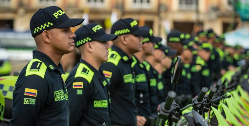 Uniformados de la Policía Uniformados de la Policía