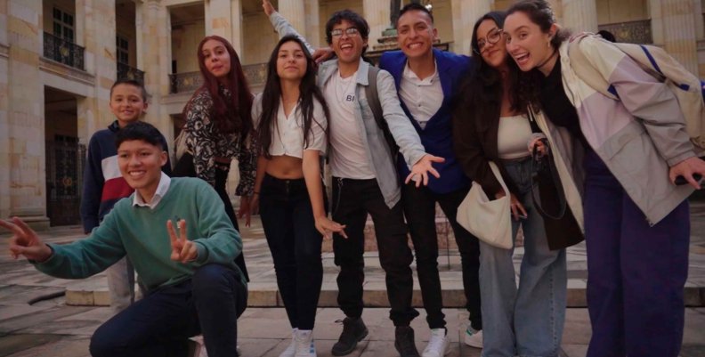 Los amigos de Bogotá Los amigos de Distrito Eureka