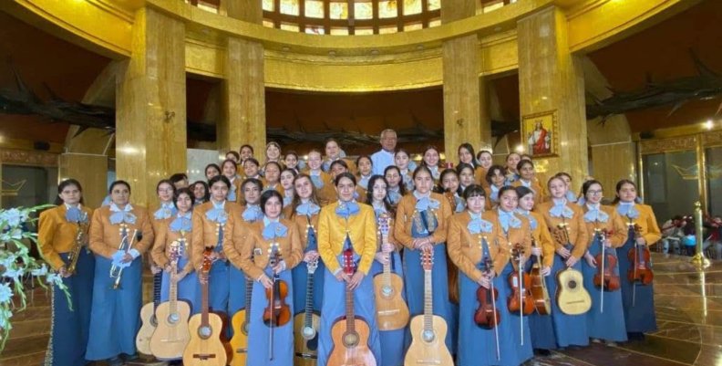 eureka transmite el concierto Mujeres en Armonía: Mariachi Colombia-México eureka transmite el concierto Mujeres en Armonía: Mariachi Colombia-México