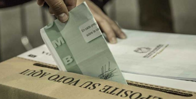 Participación y cultura política en Bogotá ¿cómo vencer la apatía electoral Urna de votación