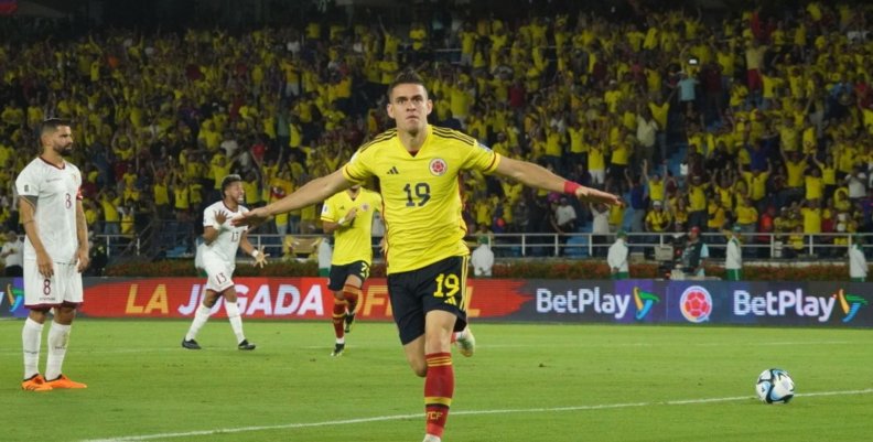 Rafael Santos Borré El jugador de Colombia Rafael Santos Borré celebra su gol contra Venezuela en las eliminatorias al Mundial 2026