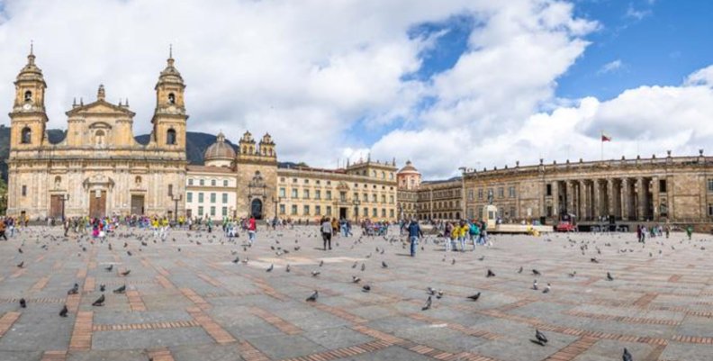 Plaza de Bolívar en Bogotá Plaza de Bolívar en Bogotá