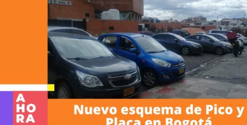 ¿Cómo cambiará el Pico y Placa en Bogotá? En la imagen se pueden ver varios carros en fila en un parqueadero de Bogotá durante el día.