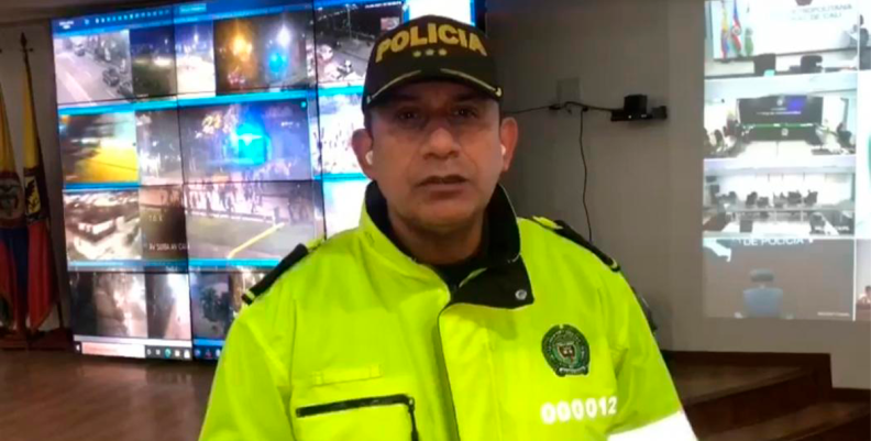 POLICÍA 3 POLICÍA 3