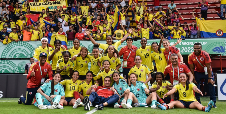 SELECCIÓN COLOMBIA FEMENINA 8 SELECCIÓN COLOMBIA FEMENINA 8