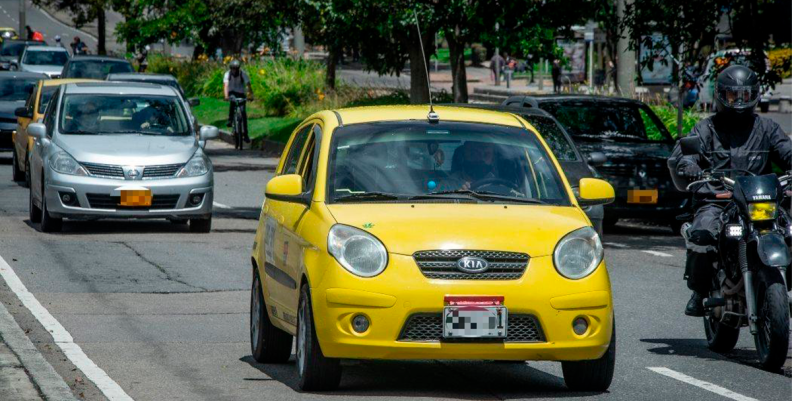 TAXIS TAXIS