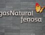Imagen del logo of Gas Natural en su sede en Madrid, España.