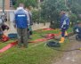 Funcionarios del Acueducto atendiendo las inundaciones de San Diego, en Bosa