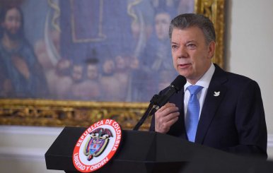170330_06_PosesionVicepresidenteNaranjo_1800