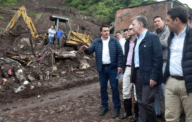 170426_04_DerrumbeManizales_1800
