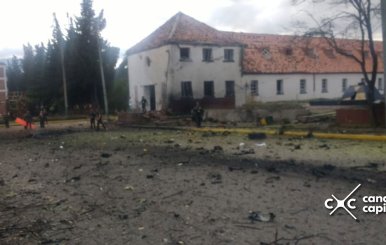 Carro bomba en la Escuela General Santander