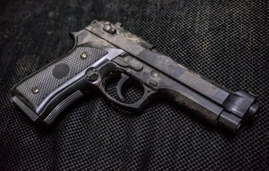 guns-2044201_960_720
