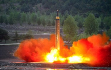 Hwasong-12-corea-del-norte-misil-696x392