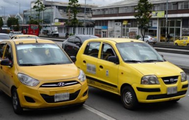 Dos taxis