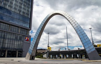 Arco de metal