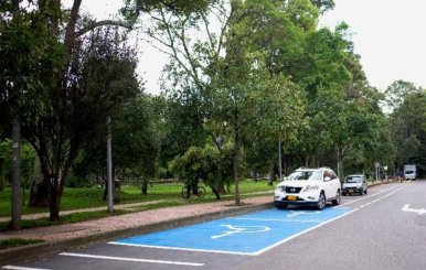 Zonas de Parqueo Pago
