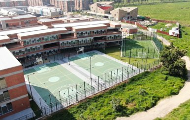Se posesionaron 5.560 maestros que  reforzarán el sistema educativo de Bogotá