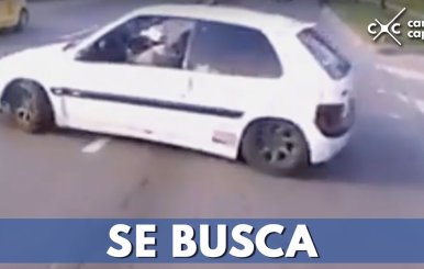 Autoridades buscan a conductor que arrolla motociclista y huye del lugar